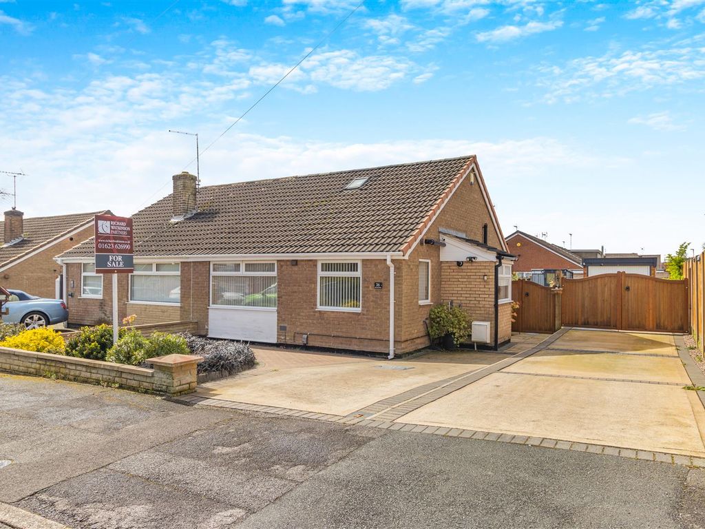 3 bed semidetached bungalow for sale in Stanley Road, Forest Town