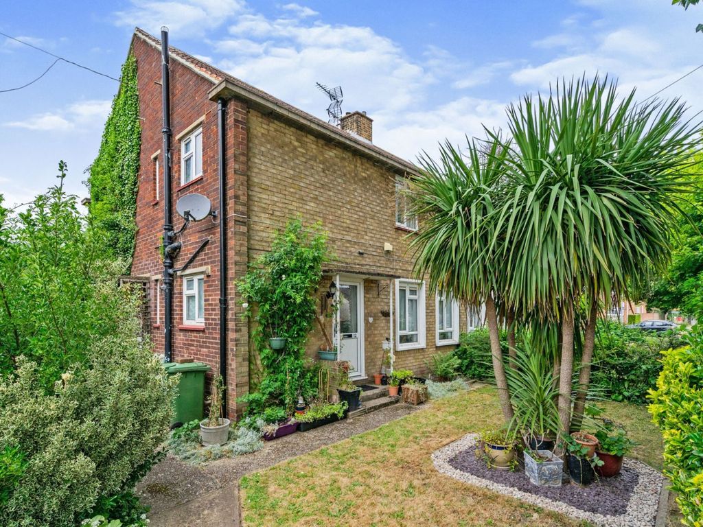 1 bed for sale in High Road, Wormley, Broxbourne EN10 Zoopla