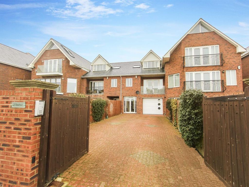 3 bed terraced house for sale in Beachway, Blyth NE24, £350,000 Zoopla