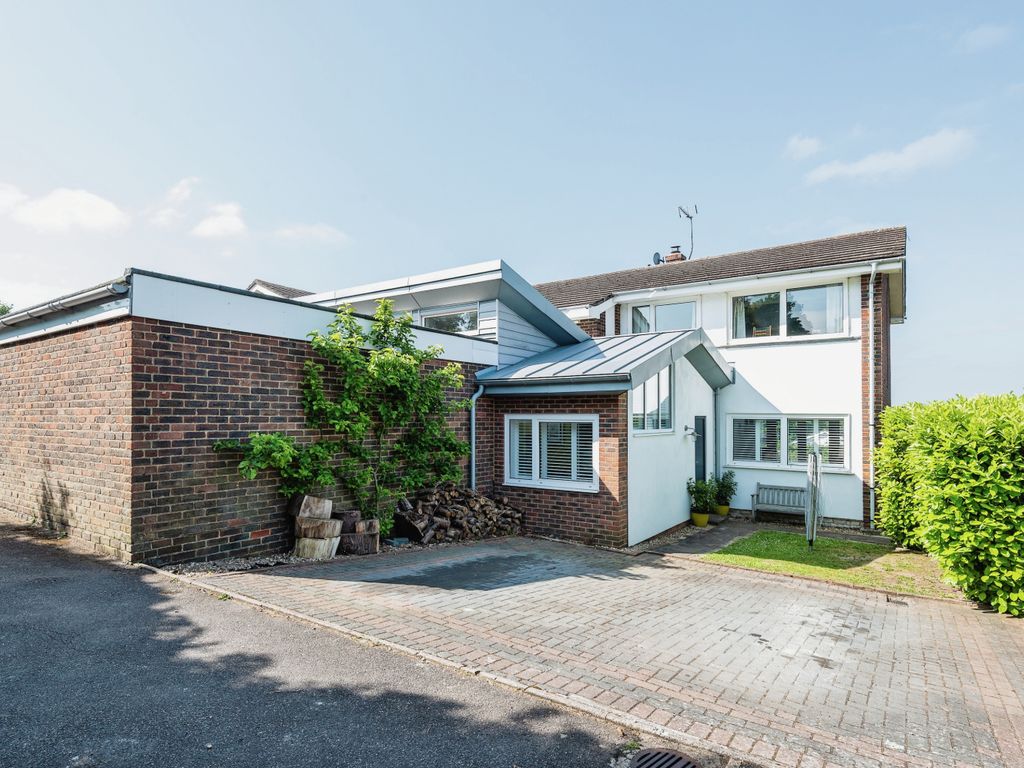 4 bed detached house for sale in Hulton Close, Leatherhead, Surrey KT22