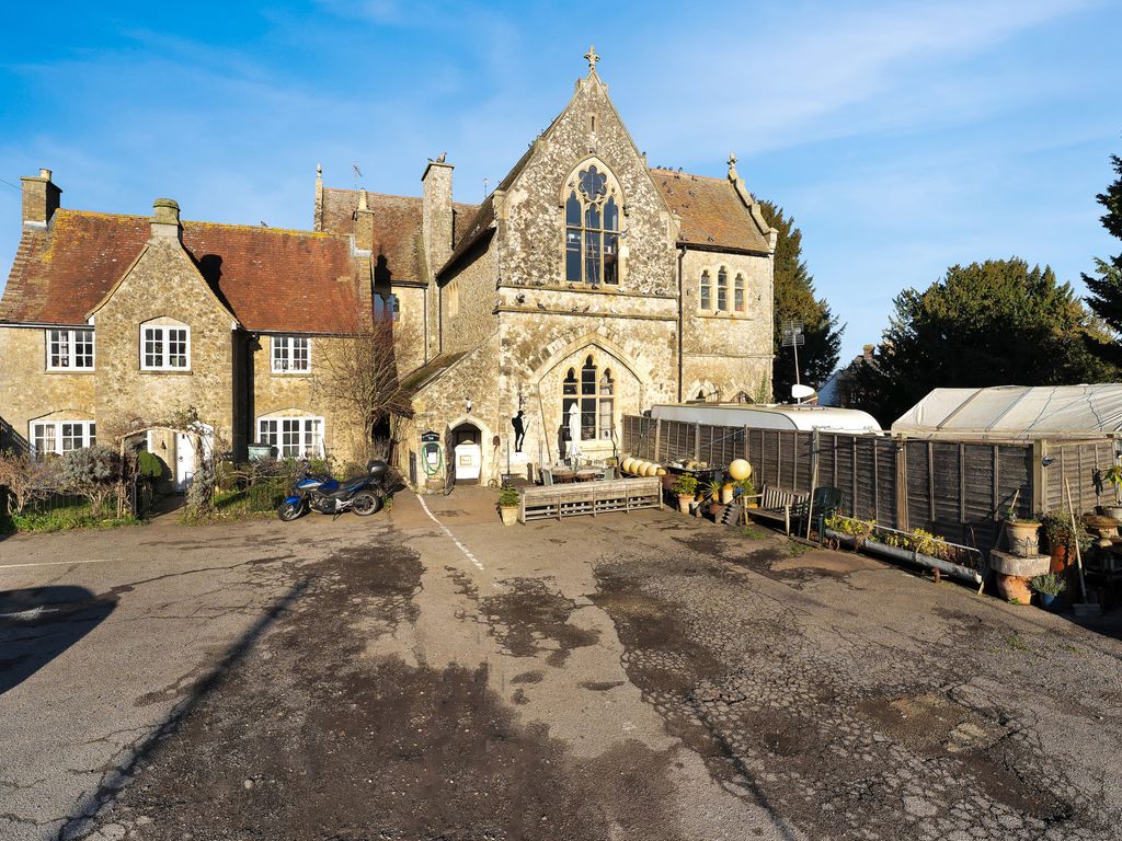 3 bed property for sale in Lower Road, East Farleigh, Maidstone ME15, £750,000 Zoopla