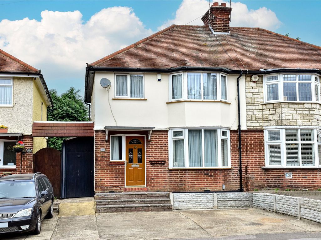 3 bed semidetached house for sale in Rickmansworth Road, Watford
