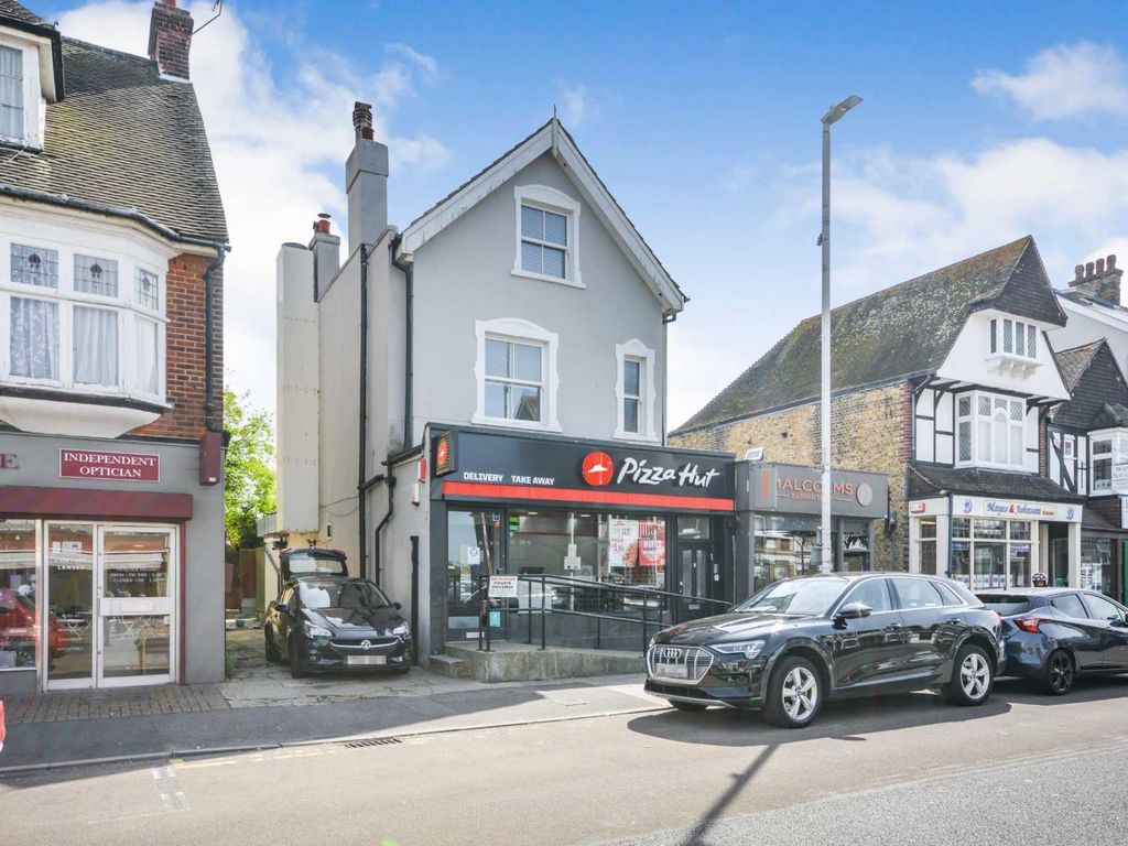 3 bed flat for sale in High Street, Broadstairs, Kent CT10 Zoopla