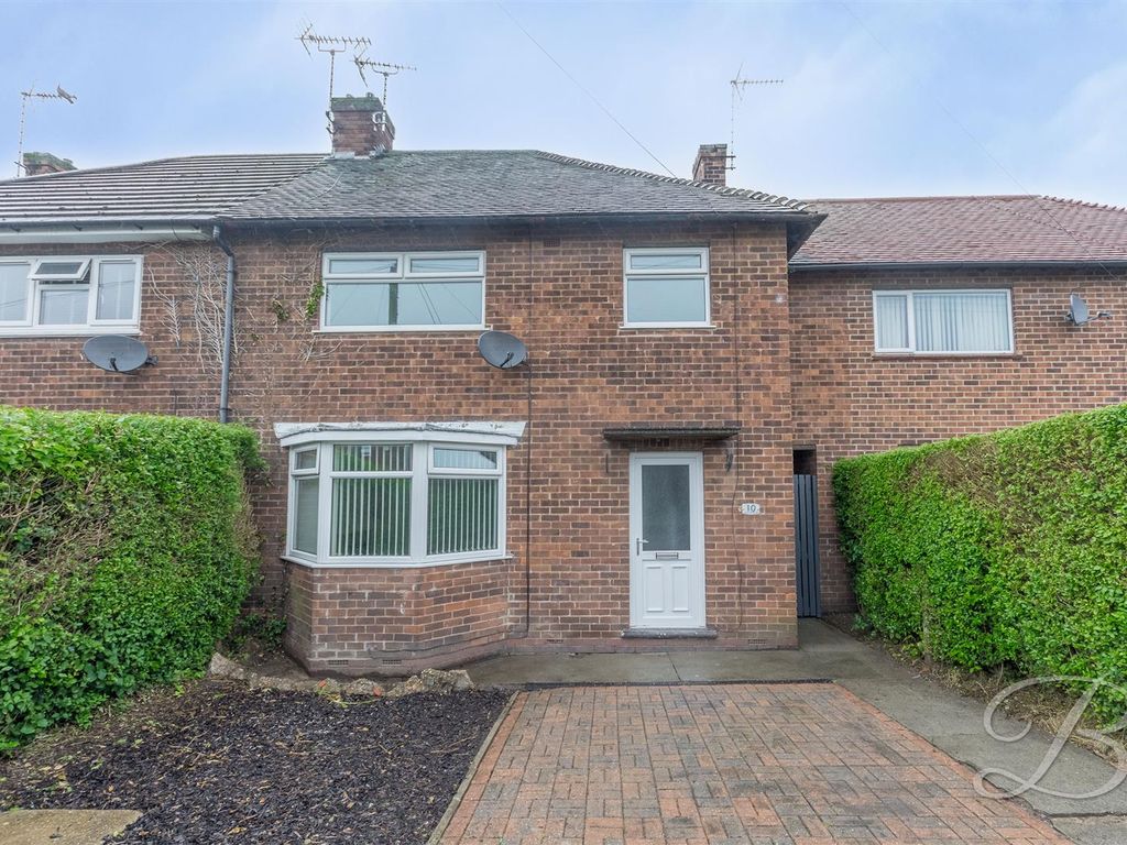 3 bed terraced house to rent in Lansbury Road, Edwinstowe, Mansfield