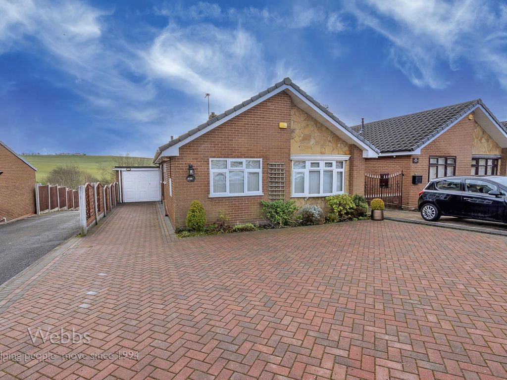 3 bed detached bungalow for sale in Littleworth Road, Hednesford