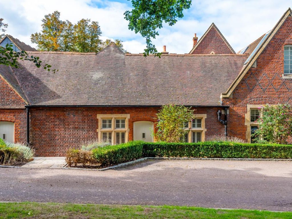 3 bed mews house for sale in The Galleries, Warley, Brentwood CM14 Zoopla