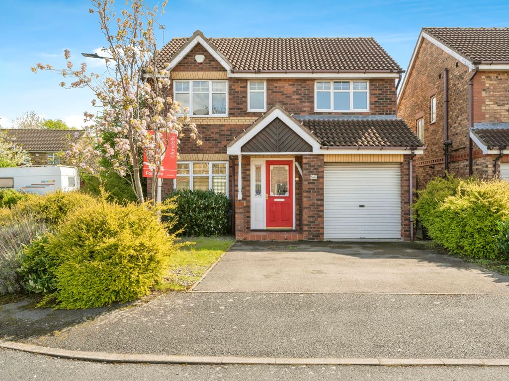 4 bed detached house for sale in Roundhill Court, Doncaster, South