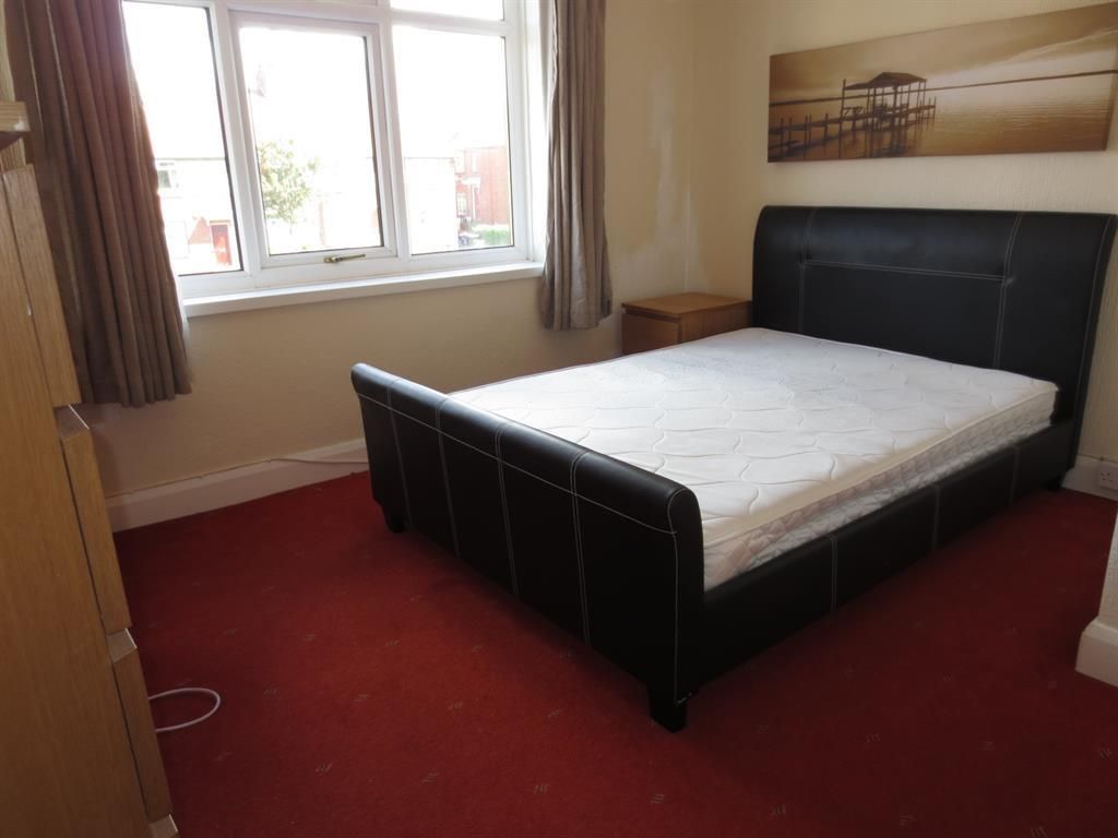 2 bed flat to rent in Great North Road, Gosforth, Newcastle Upon Tyne NE3 Zoopla
