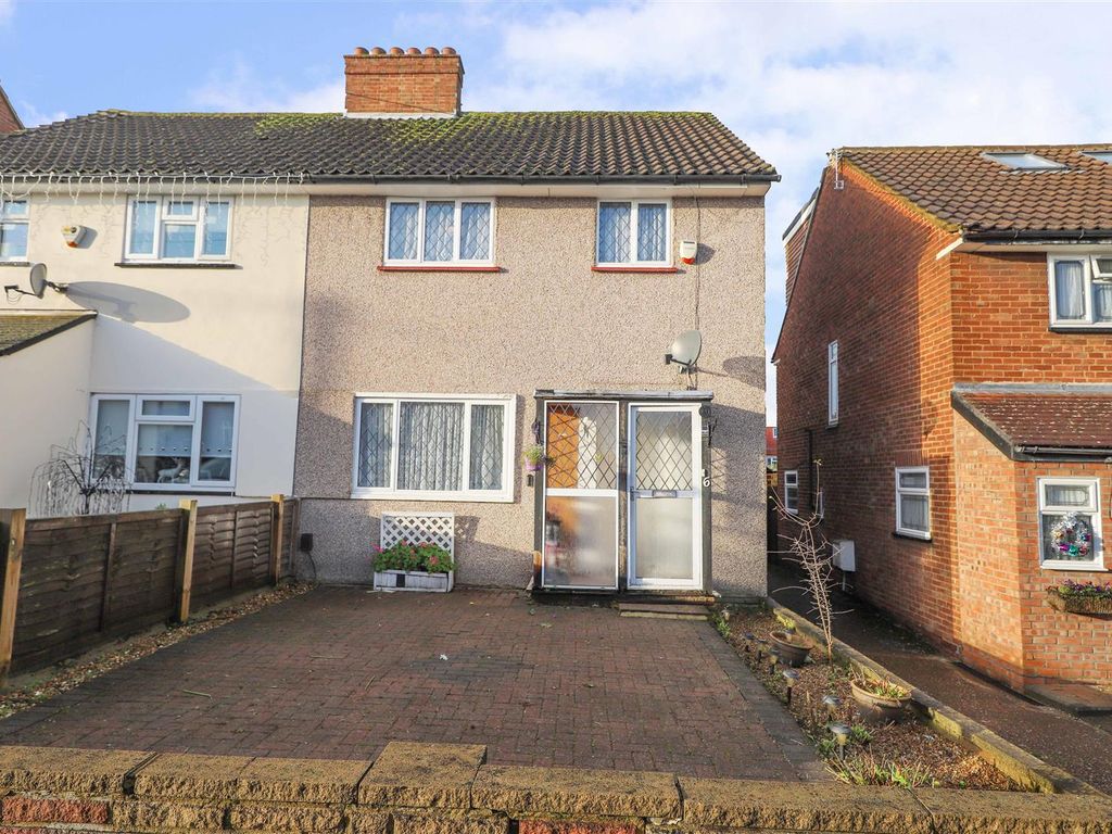 3 bed semidetached house for sale in Hunters Hill, Ruislip HA4 Zoopla