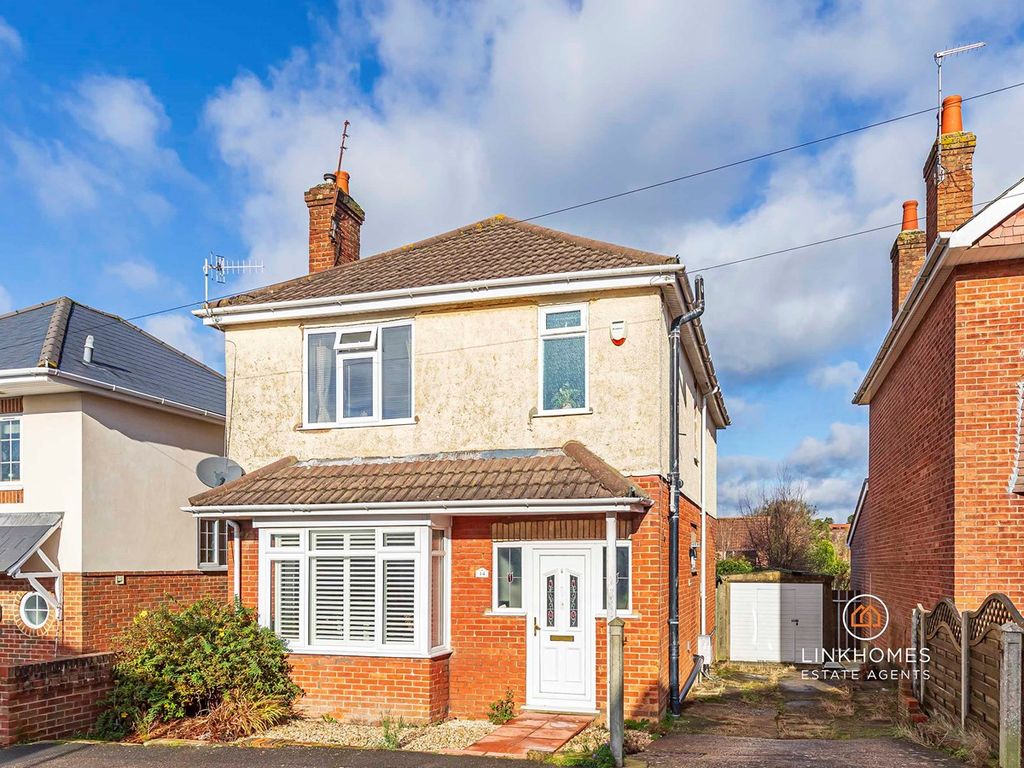 3 bed detached house for sale in Crest Road, Poole BH12, £377,500 Zoopla