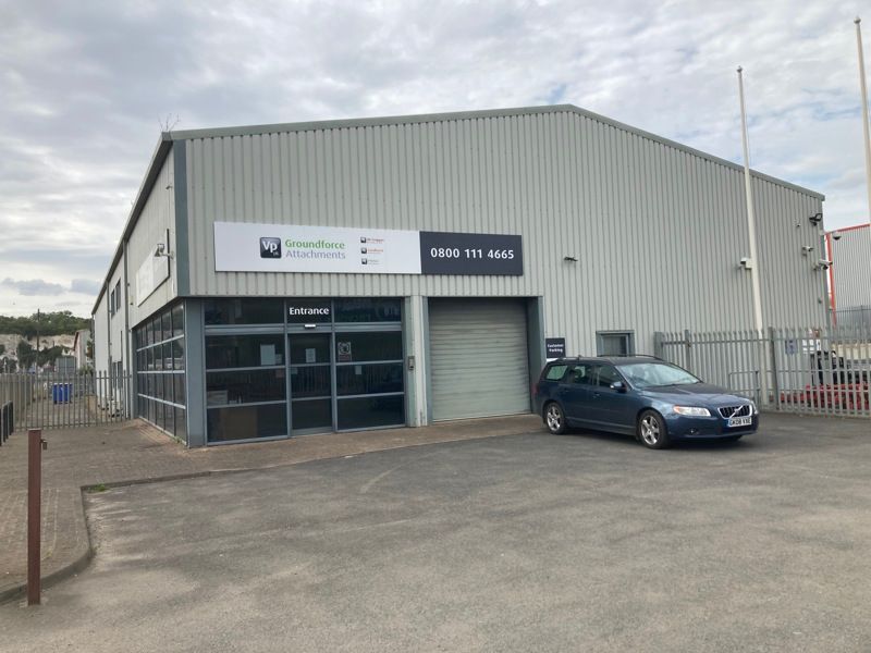 Light industrial to let in Sandhurst House, Unit B, Whitewall Road, Medway City Estate, Strood