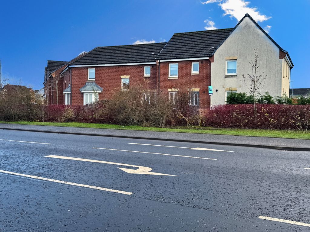 3 bed terraced house for sale in Barn Court, Cambuslang, Glasgow G72, £