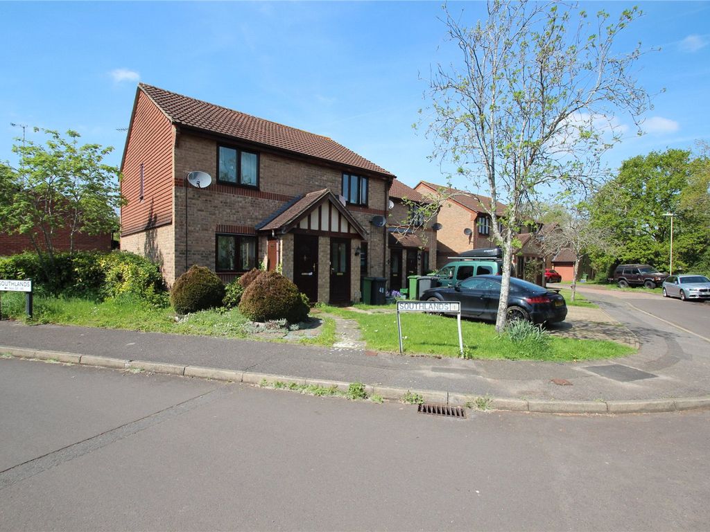 2 bed terraced house for sale in Southlands, Chineham, Basingstoke, Hampshire RG24 Zoopla