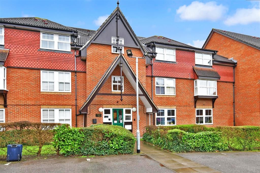 2 bed flat for sale in Grange Crescent, Dartford, Kent DA2 Zoopla