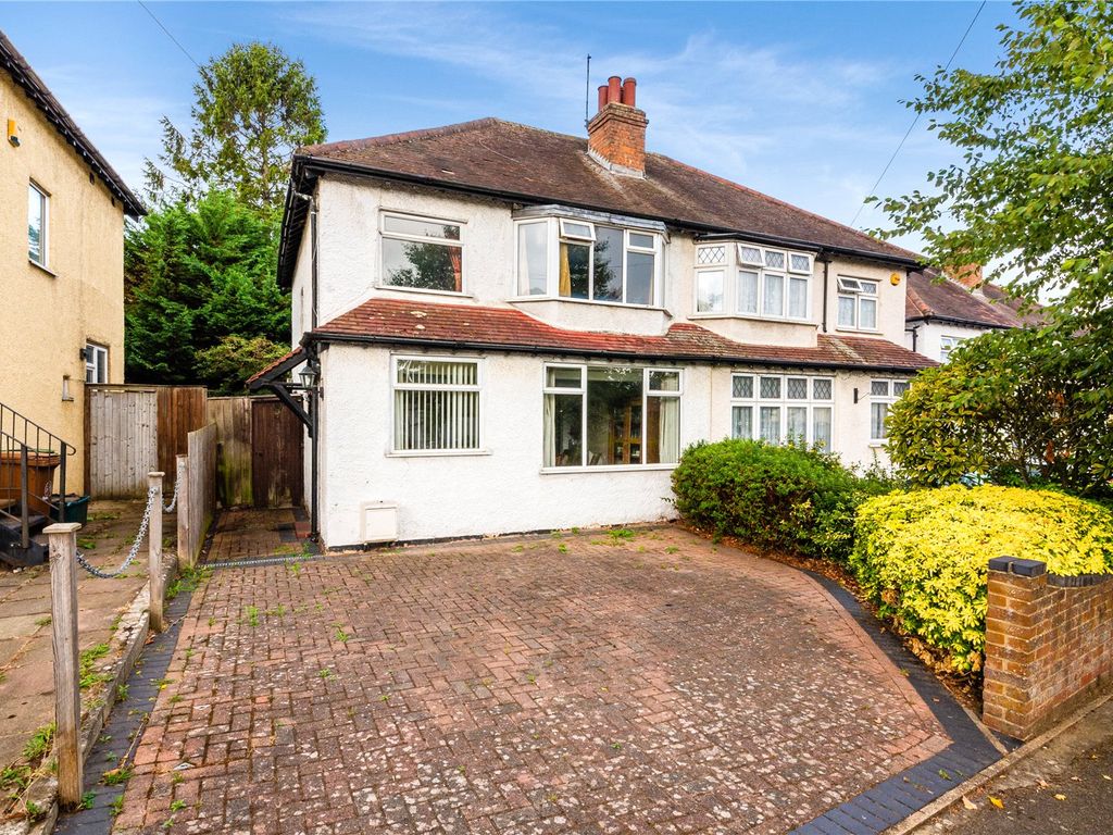 3 bed semidetached house for sale in Burleigh Avenue, Wallington SM6