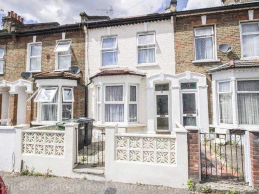 4 bed terraced house for sale in Etchingham Road, Stratford E15 Zoopla
