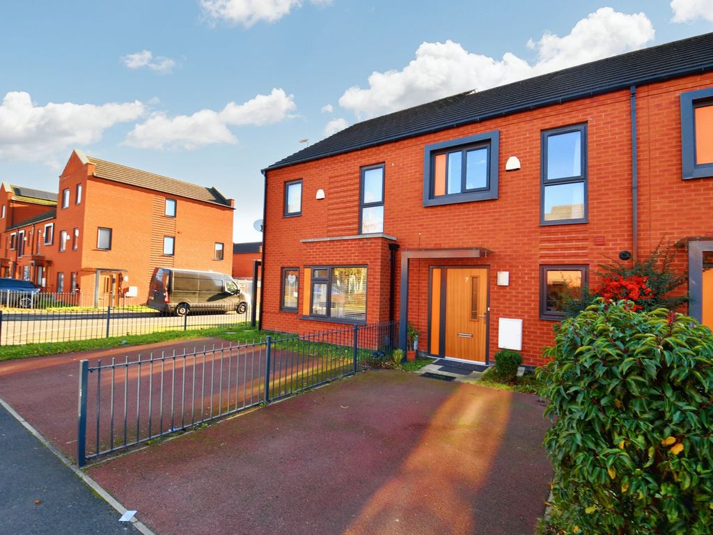 2 bed terraced house for sale in Blodwell Street, Salford M6, £220,000 Zoopla