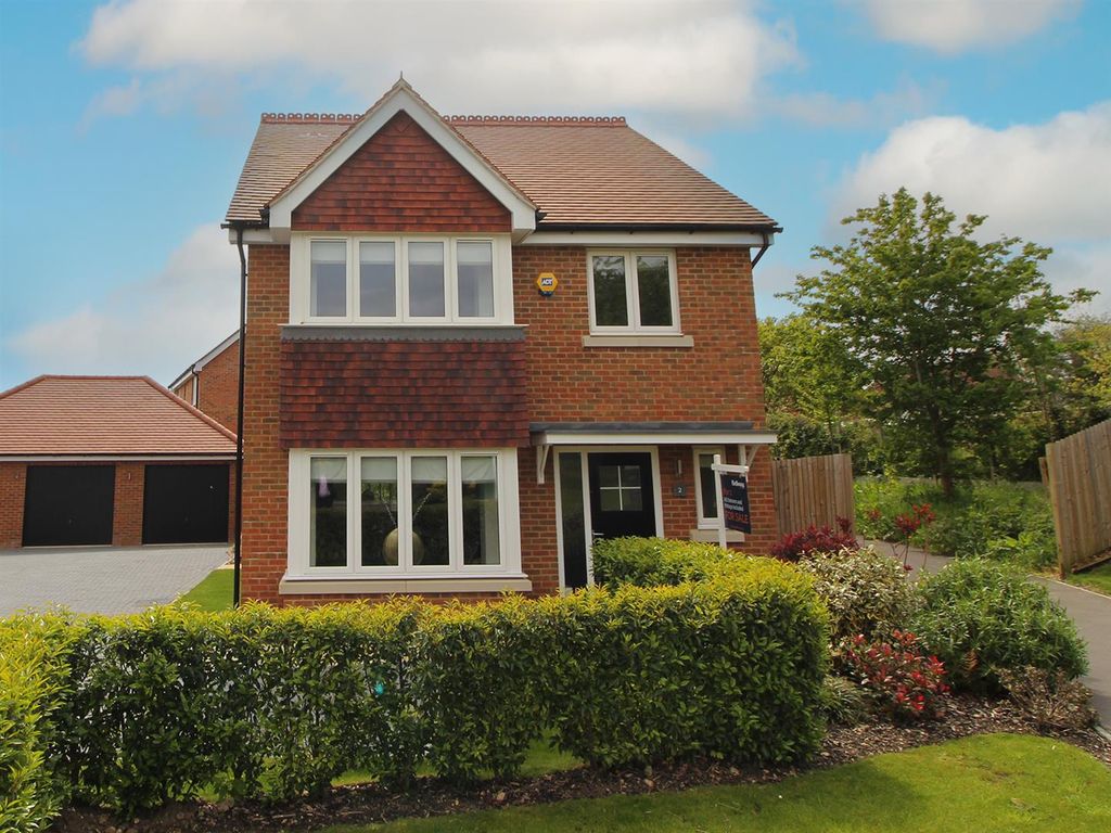 New home, 4 bed detached house for sale in Shepherd Road, Shinfield