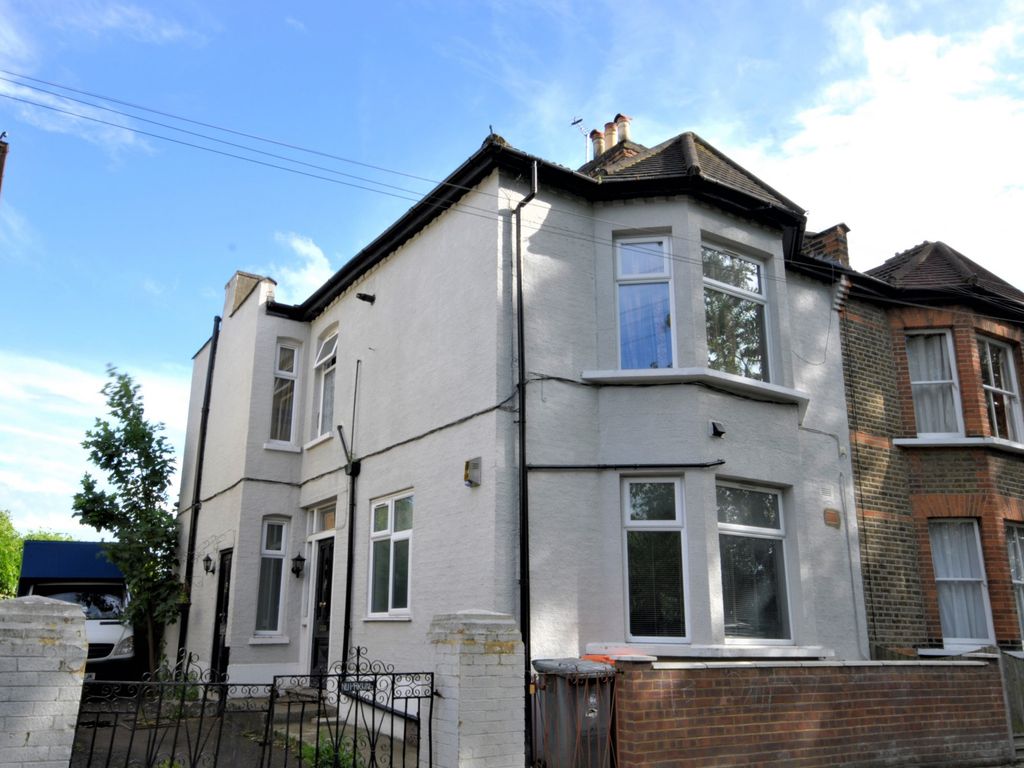 2 bed flat for sale in Forest View Road, London E12 Zoopla