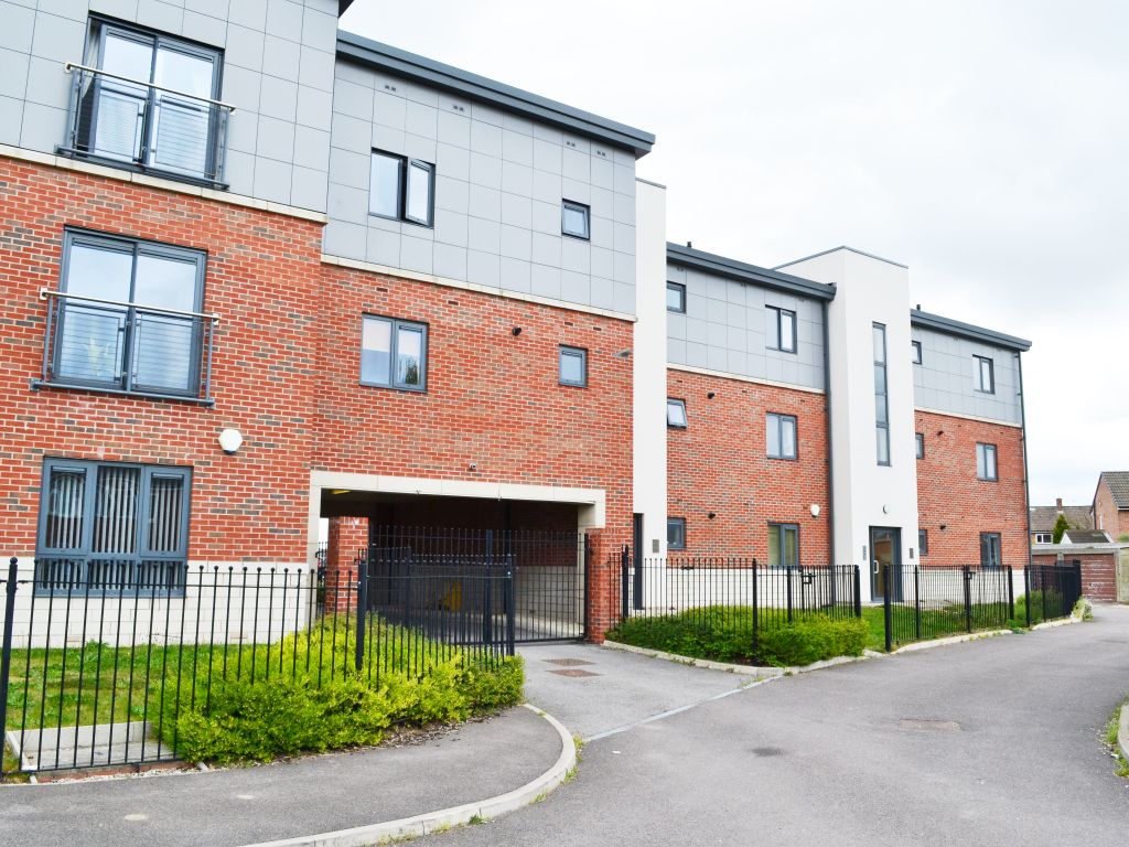 2 bed flat to rent in Brooke Court, Auckley, Doncaster DN9 Zoopla