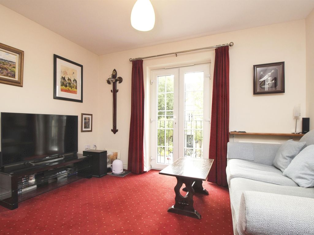 2 bed property for sale in Bridgwater Close, Salisbury SP2 Zoopla