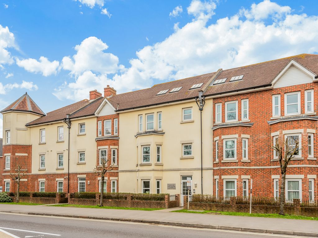 1 bed flat to rent in Southampton Road, Eastleigh SO50, £950 pcm Zoopla