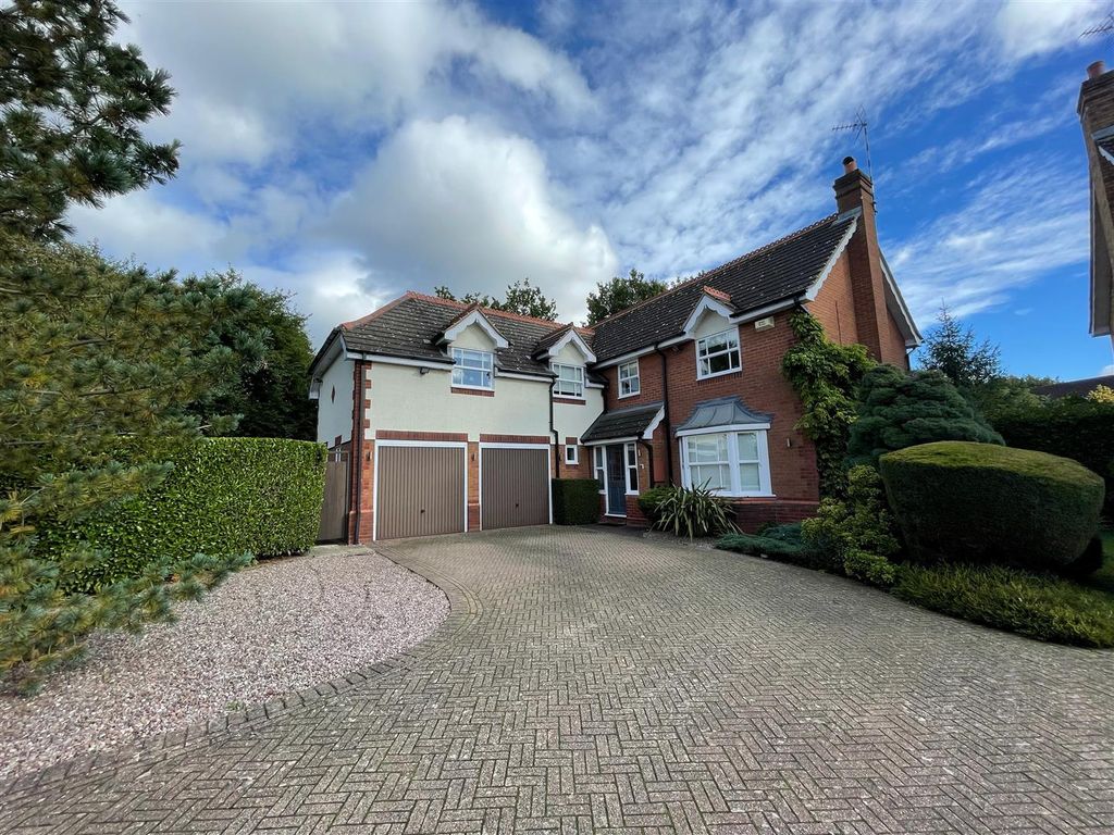 5 bed detached house for sale in Whitefields Gate, Solihull, West Midlands B91, £985,000 Zoopla