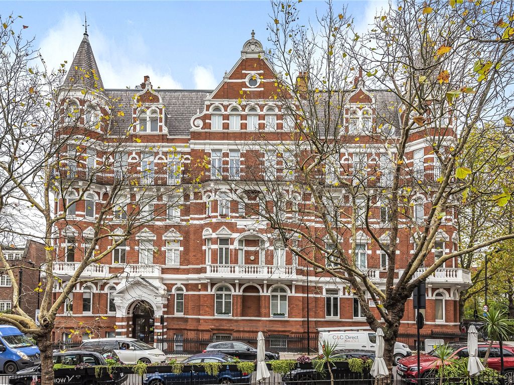 Cunningham Court, Maida Vale, London W9