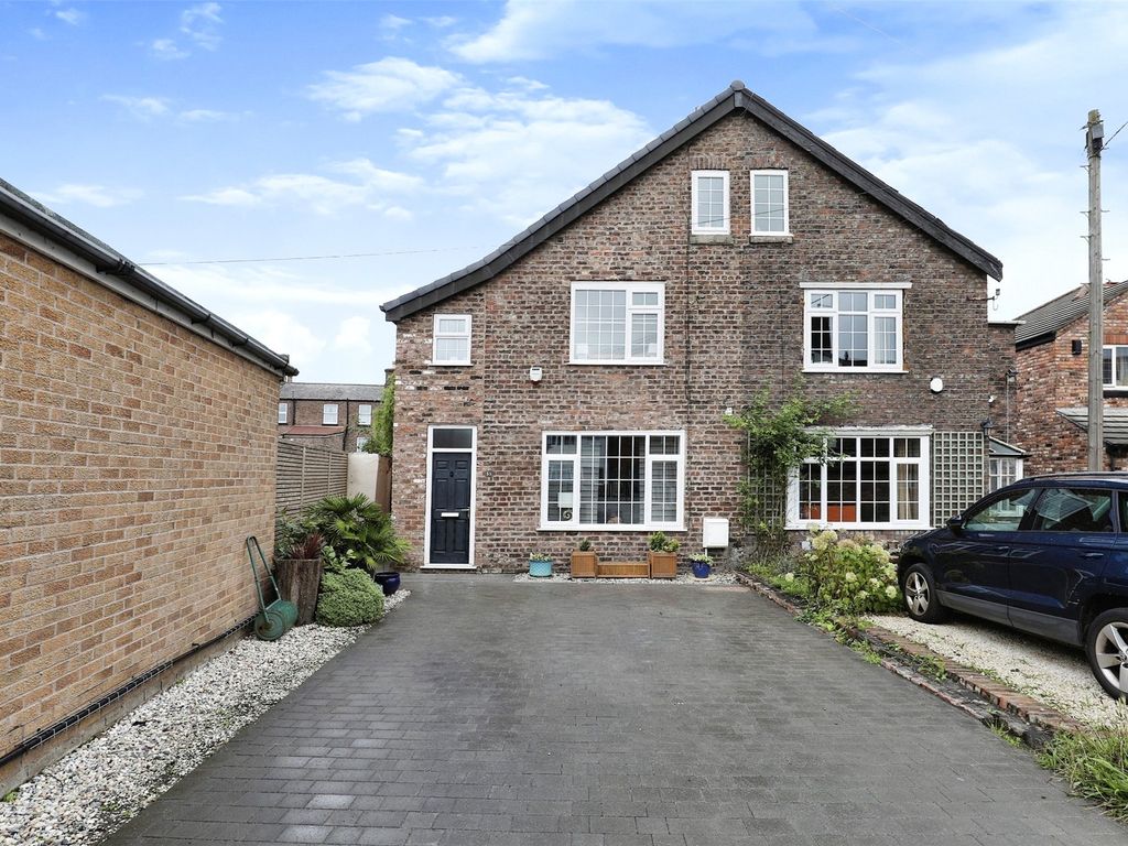 5 bed semidetached house for sale in Alexandra Road, Crosby, Liverpool