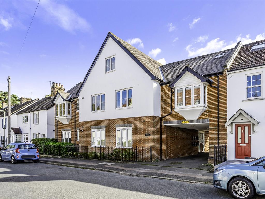 1 bed flat for sale in Diceland Road, Banstead SM7 Zoopla