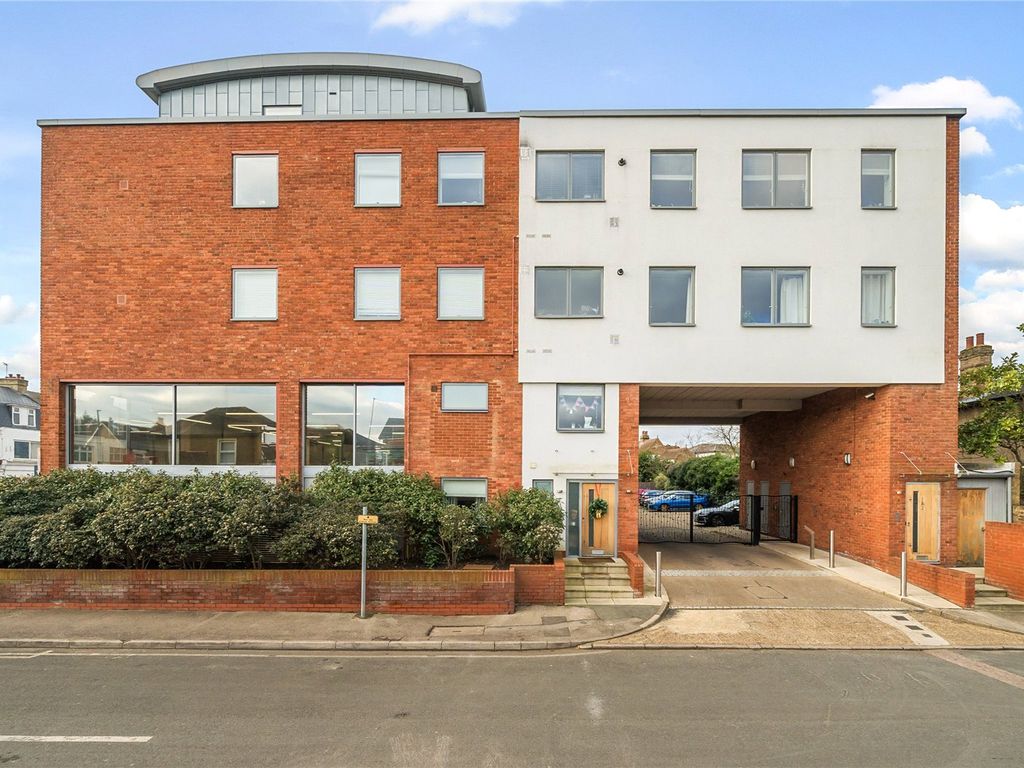 2 bed flat for sale in Kinsheron Place, 2 Pemberton Road, East Molesey