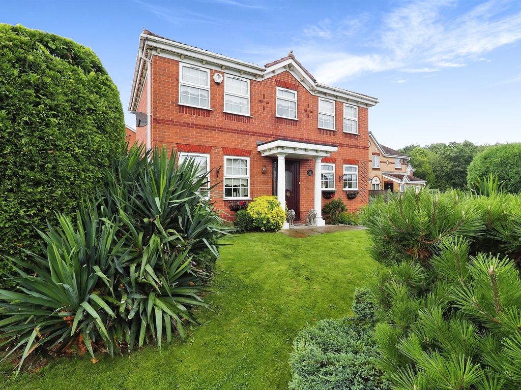 3 bed detached house for sale in Dahlia Avenue, South Normanton