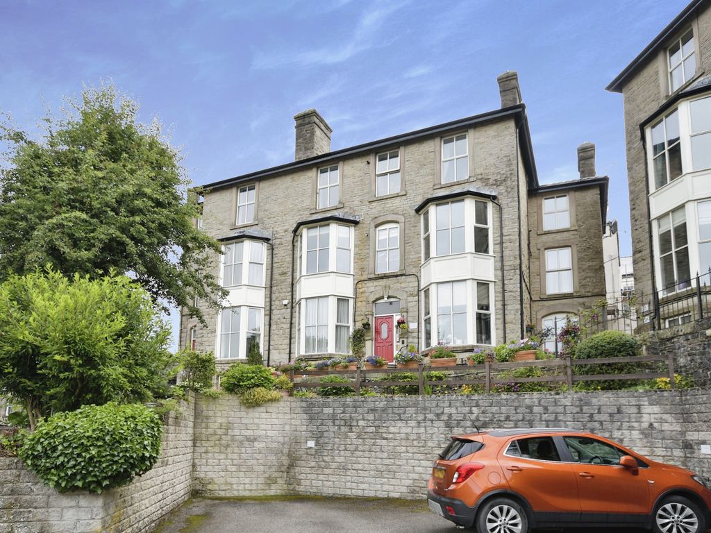 2 bed flat for sale in Hartington Road, Buxton, Derbyshire SK17 Zoopla