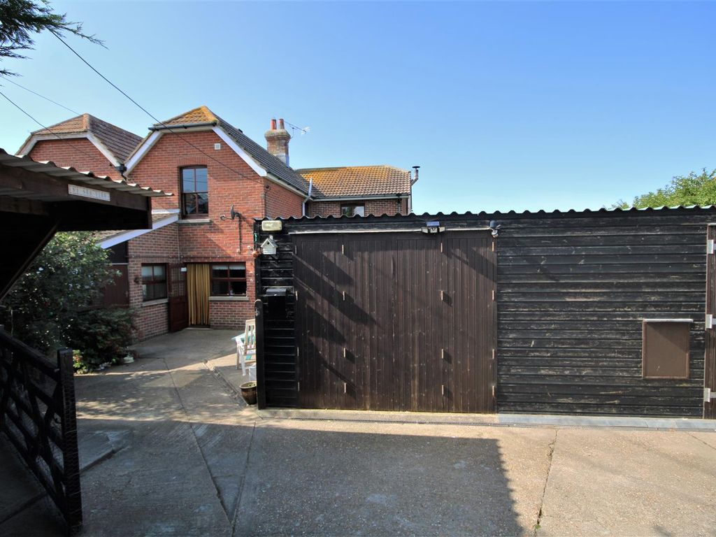 3 bed semidetached house for sale in Monks Lane, Freshwater PO40 Zoopla