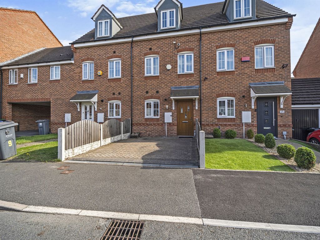 Waterside Avenue, Wednesbury WS10  