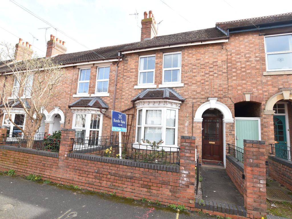 3 bed terraced house for sale in Northwick Road, Evesham