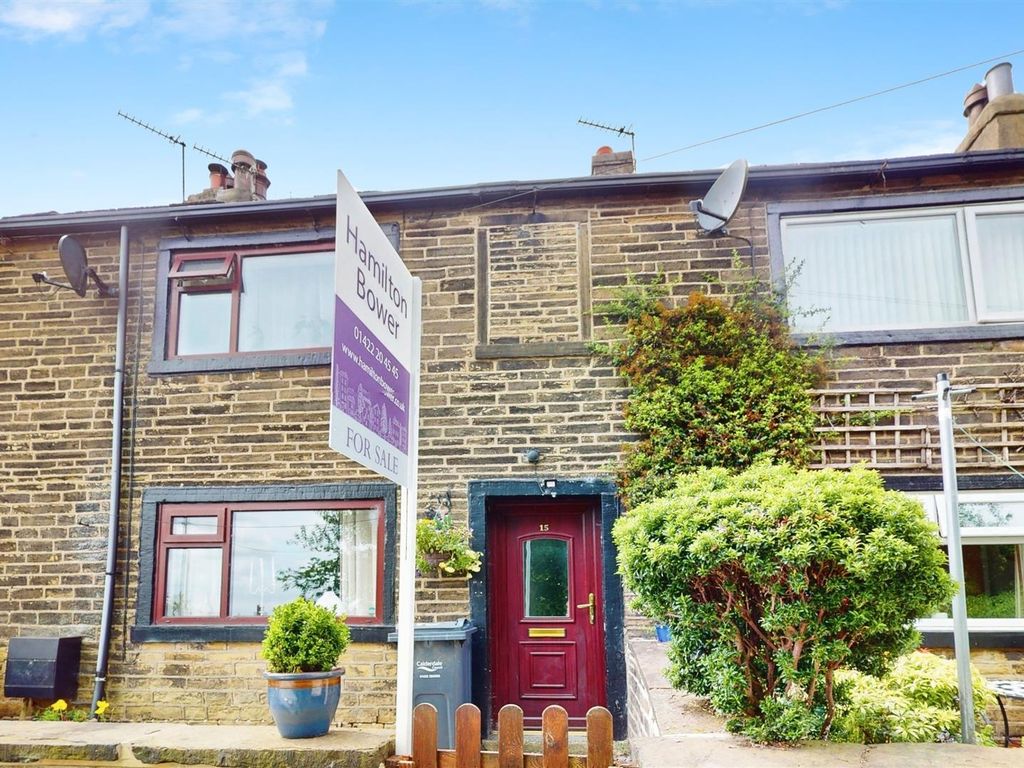 2 bed cottage for sale in Upper Lane, Northowram, Halifax HX3, £165,000