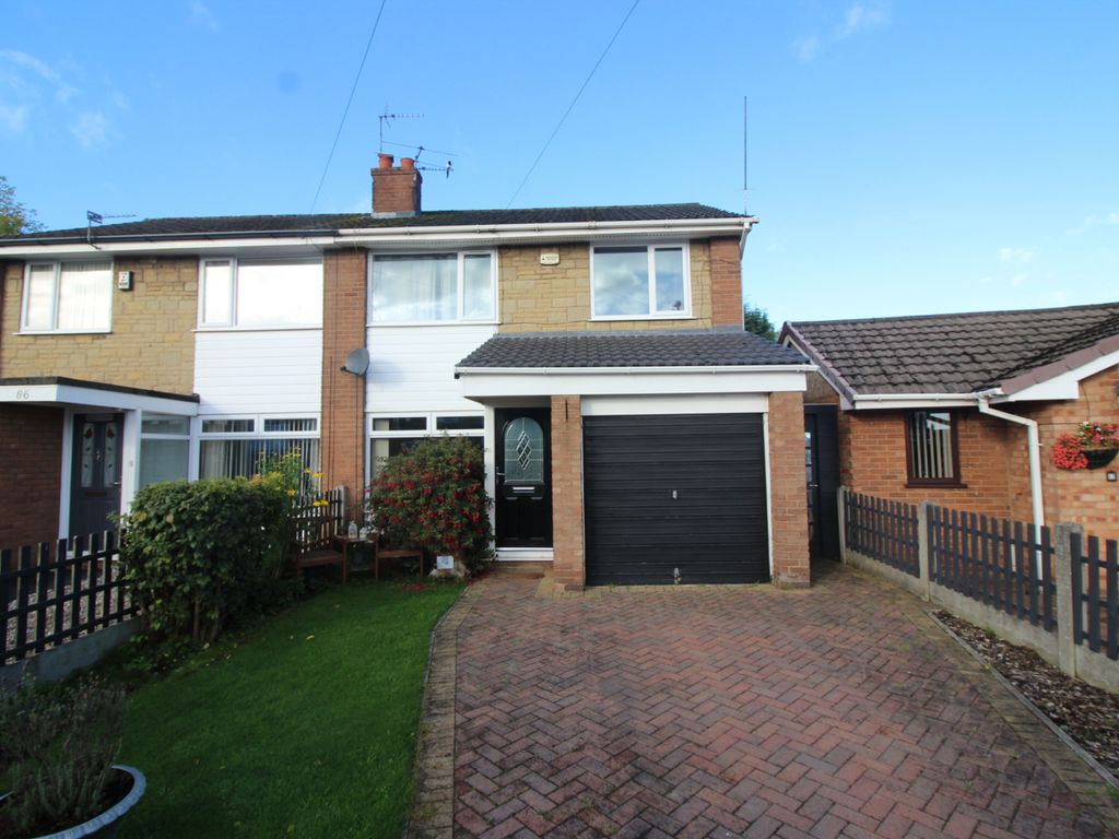 3 bed semidetached house for sale in Cambourne Drive, Hindley Green
