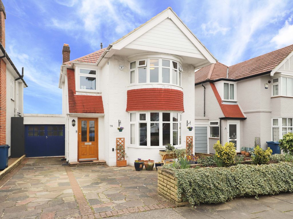 3 bed detached house for sale in Chester Drive, North Harrow, Harrow