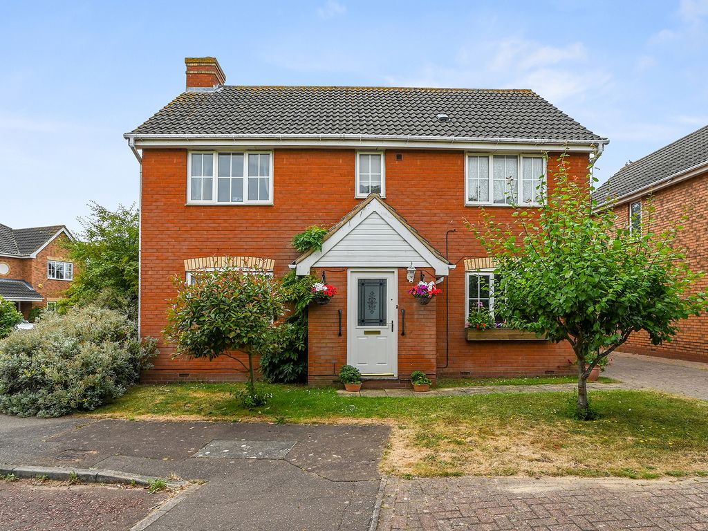 4 bed detached house for sale in Asquith Drive, Highwoods, Colchester