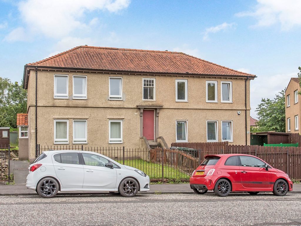 2 bed flat for sale in Restalrig Road South, Edinburgh EH7, £149,995