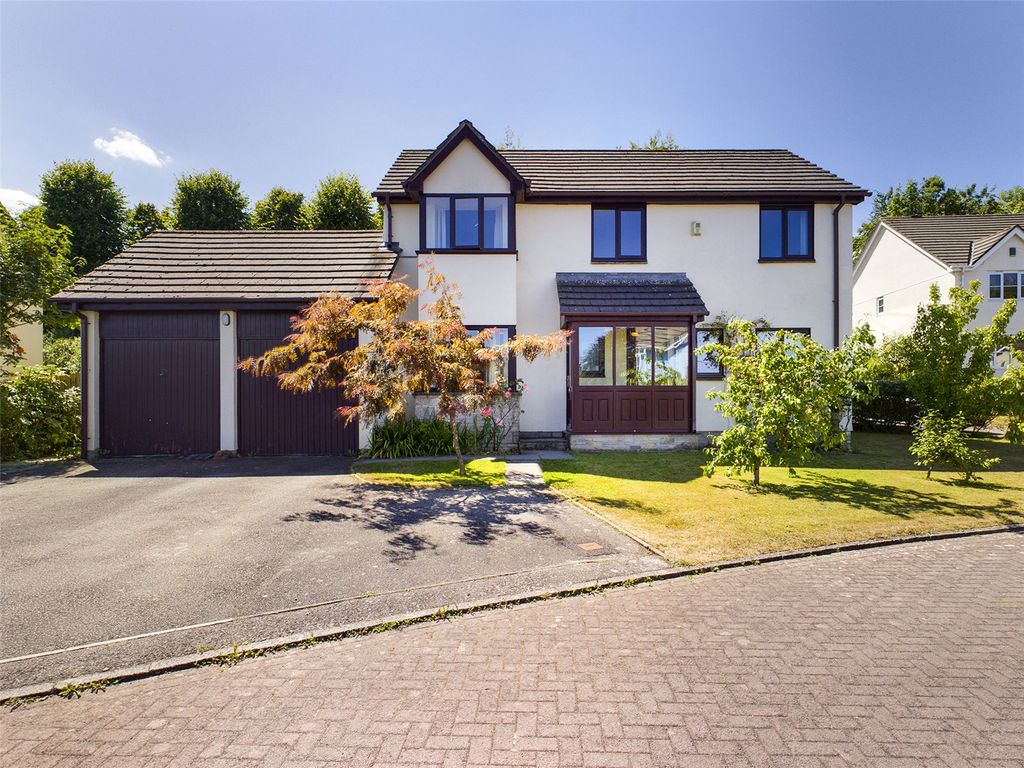 4 bed detached house for sale in Church Meadow, Okehampton EX20 Zoopla