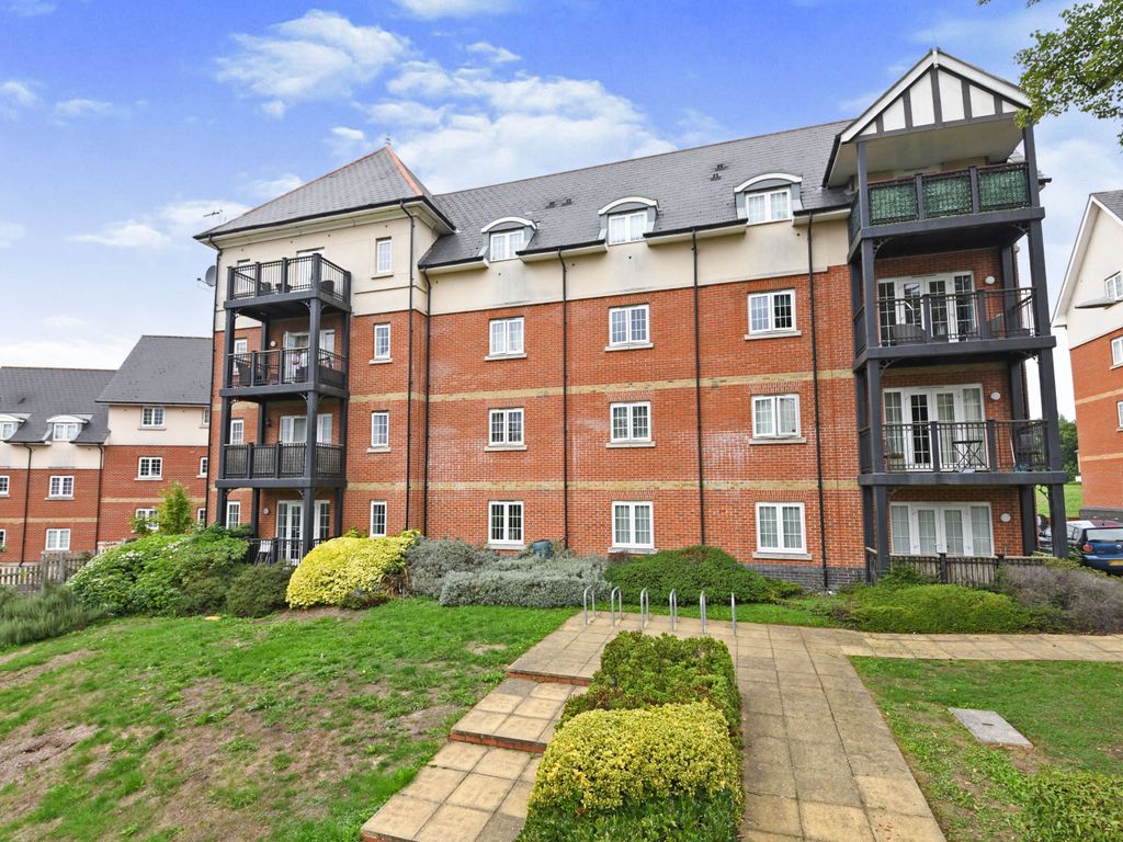 Milan Walk, Brentwood CM14