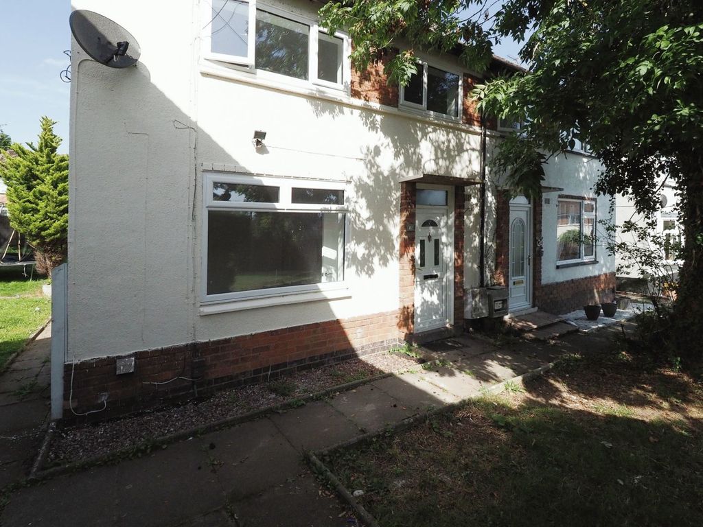 3 bed semidetached house for sale in Netherhall Road, Leicester LE5, £