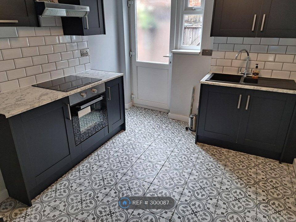 2 bed terraced house to rent in Emery Street, Liverpool L4, £720 pcm