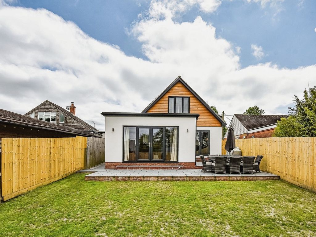 4 bed detached house for sale in Victoria Road, Warminster BA12 Zoopla