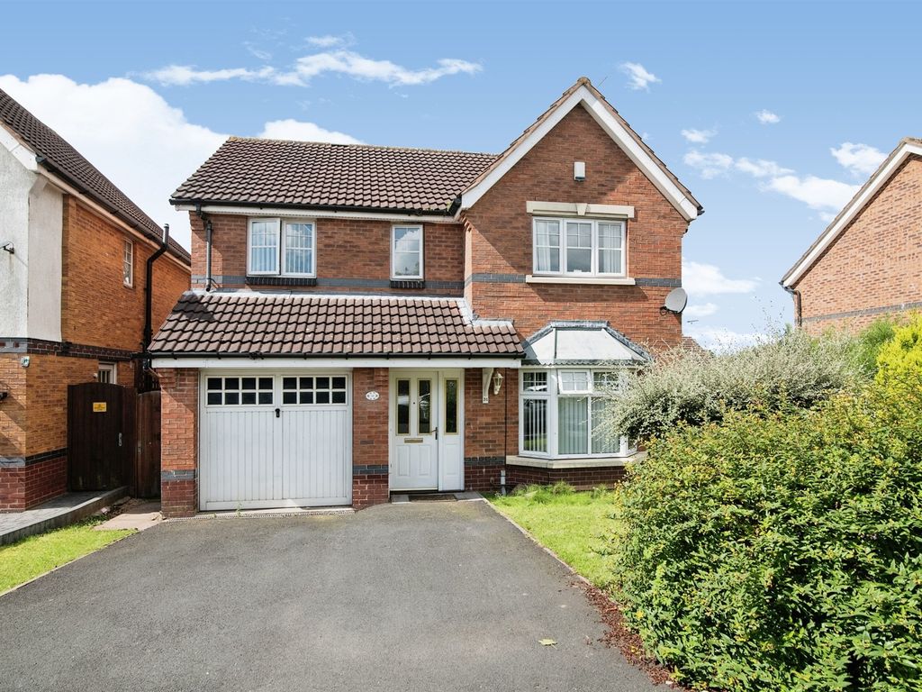 4 bed detached house for sale in Okehampton Drive, West Bromwich B71, £