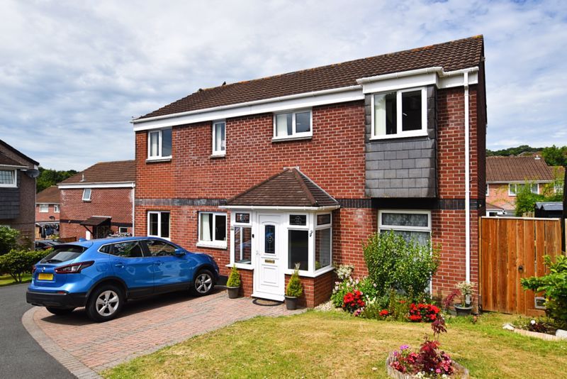 5 bed detached house for sale in Greenlees Drive, Plympton, Plymouth