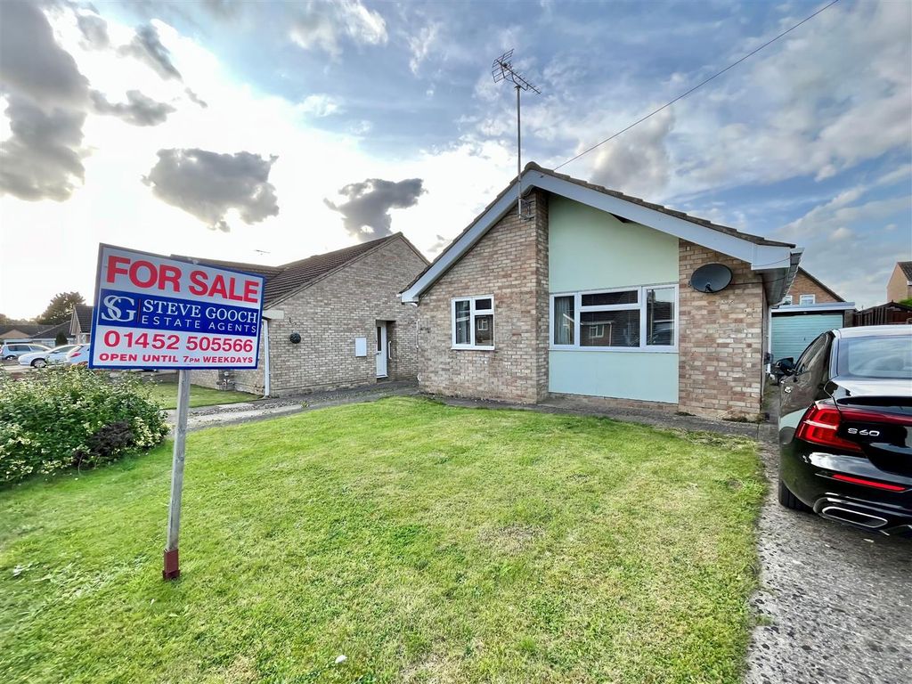 2 bed detached bungalow for sale in Jaythorpe, Abbeydale, Gloucester