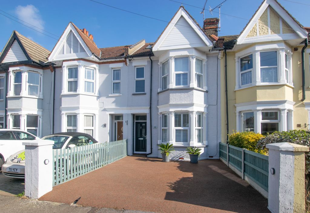 3 bed terraced house for sale in Victoria Road, SouthendOnSea SS1